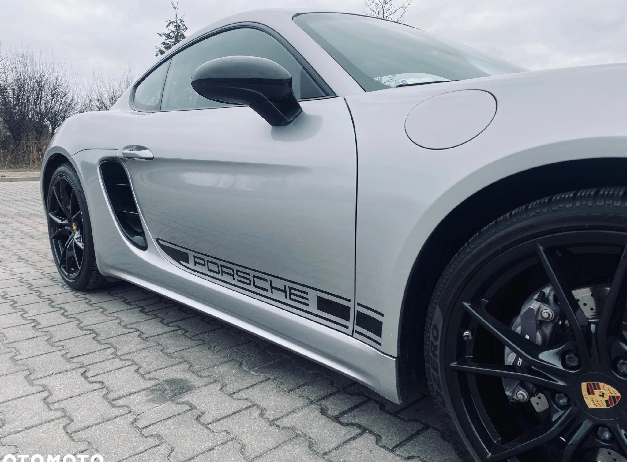 Porsche 718 Cayman cena 210000 przebieg: 48500, rok produkcji 2018 z Gdynia małe 596